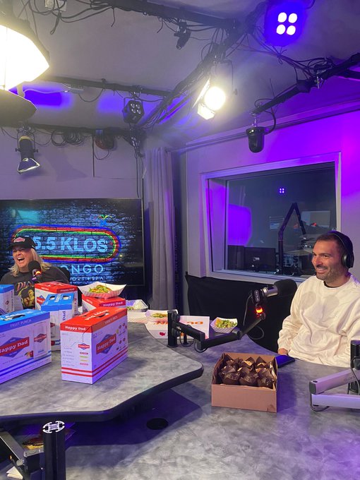 Thanks for having me today @heidiandfrank_ @955KLOS. https://t.co/dfbtJeTdkq<a class="tags" target="_blank" title="On Twitter" href="/?out=eyJ0eXAiOiJKV1QiLCJhbGciOiJIUzUxMiJ9.eyJpYXQiOjE3MTk1NzE0OTgsImlzcyI6InR3cG9ybnN0YXJzLmNvbSIsIm5iZiI6MTcxOTU3MTQ5OCwiZXhwIjoxNzUxMTA3NDk4LCJyZWRpcmVjdF91cmwiOiJodHRwczovL3R3aXR0ZXIuY29tL2hlaWRpYW5kZnJhbmtfIn0.dKBfs88VkQ-jhUMM6sBsE_DUS_MRi0ViYltus_pcj9SeBSQugPFKYcTkceSBVb4TzBoQxf-Bolu3EZdBT8f-aw">@heidiandfrank_</a><a class="tags" target="_blank" title="On Twitter" href="/?out=eyJ0eXAiOiJKV1QiLCJhbGciOiJIUzUxMiJ9.eyJpYXQiOjE3MTk1NzE0OTgsImlzcyI6InR3cG9ybnN0YXJzLmNvbSIsIm5iZiI6MTcxOTU3MTQ5OCwiZXhwIjoxNzUxMTA3NDk4LCJyZWRpcmVjdF91cmwiOiJodHRwczovL3R3aXR0ZXIuY29tLzk1NUtMT1MifQ.Onqjq5BwF7u-Yl_2cLQl5z8mwWtMFpfdbI9Ype6gN9AdAa6x4n-q74lgiyDzl0ZuQch0u7BFYMLwMuvt_SIQfw">@955KLOS</a>