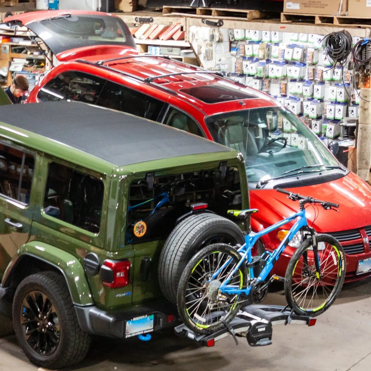 MasterHitchInc's tweet photo. Did you know that Palatine has some of the best bike trails in the Chicagoland area? 🚴‍♂️ Our bike racks can help you explore all of them with ease! #MasterHitch #TrailerHitch #adventure #RoadTrip #BoatSeason #biking #PalatineBiking #PalatineBikeTrails #BikeRack https://t.co/fGAZkMaJAi
