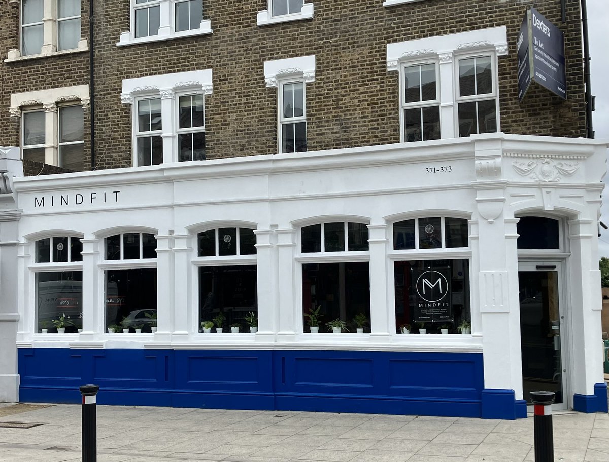 Fantastic RAFFLE <a href="/blythe_hill/">FoBlythe Hill Fields</a> FESTIVAL🎪this Sunday with fabulous STAR🌟prizes. £100 bar tab from our local boozer <a href="/BlytheHillTav/">Blythe Hill Tavern</a> plus £100 voucher from <a href="/CamperVantastic/">CamperVanTastic</a> both BIZ also Sponsors👏 Plus meal for 4 at #AmruthaLounge &amp; 10 classes at #MindfitStudios #InItToWinIt 🎫