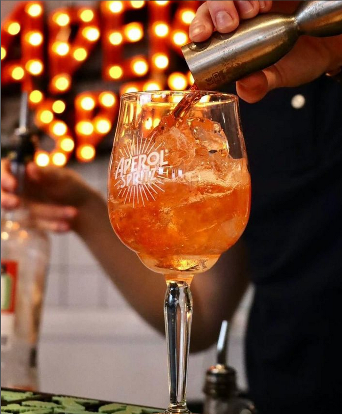ClickNDrink's tweet photo. Cheers to weekend! 🍸

How about an Aperol Spritz? 😜

Check out our website for endless cocktail options.... 

#spritz #friday #weekenddrink https://t.co/DIhvuwaea0