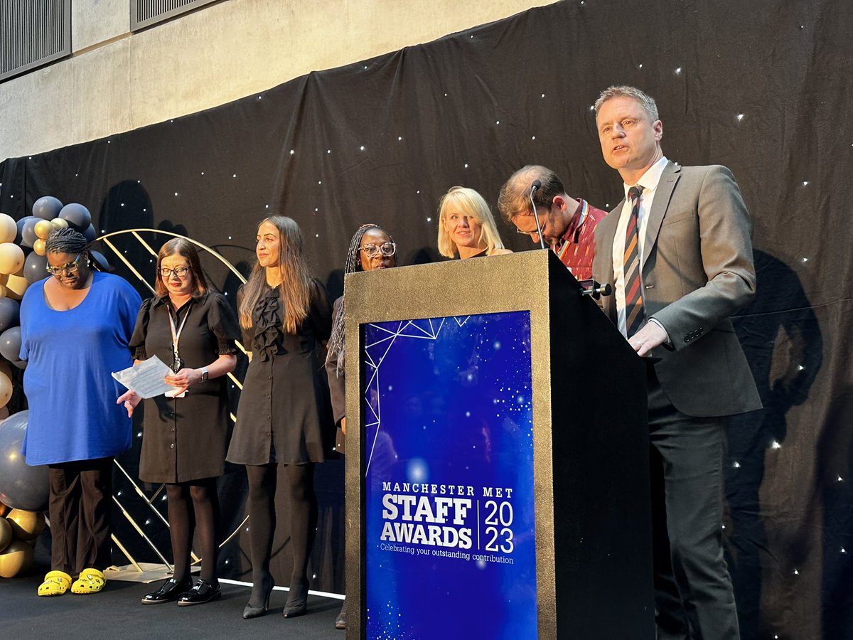 Wonderful to see our #FutureMe team winning the Student Experience of the Year Award at the <a href="/ManMetUni/">Manchester Metropolitan Uni</a> #ManMetStaffAwards2023 🎉 🥳