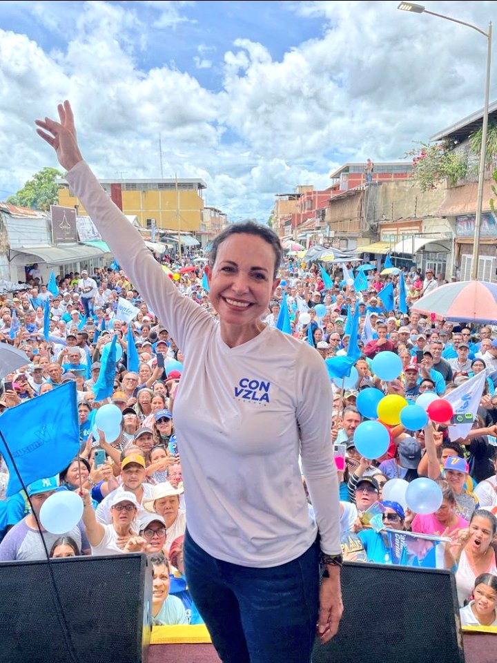 ¿María Corina Machado está inhabilitada? 

Si creen que con esto van a detener el gran movimiento ciudadano que se ha despertado en favor de la libertad, se equivocan. 

Subestimaron a María Corina, hoy le temen. 

El eslogan ¡Hasta el final! no es un simple eslogan, es la