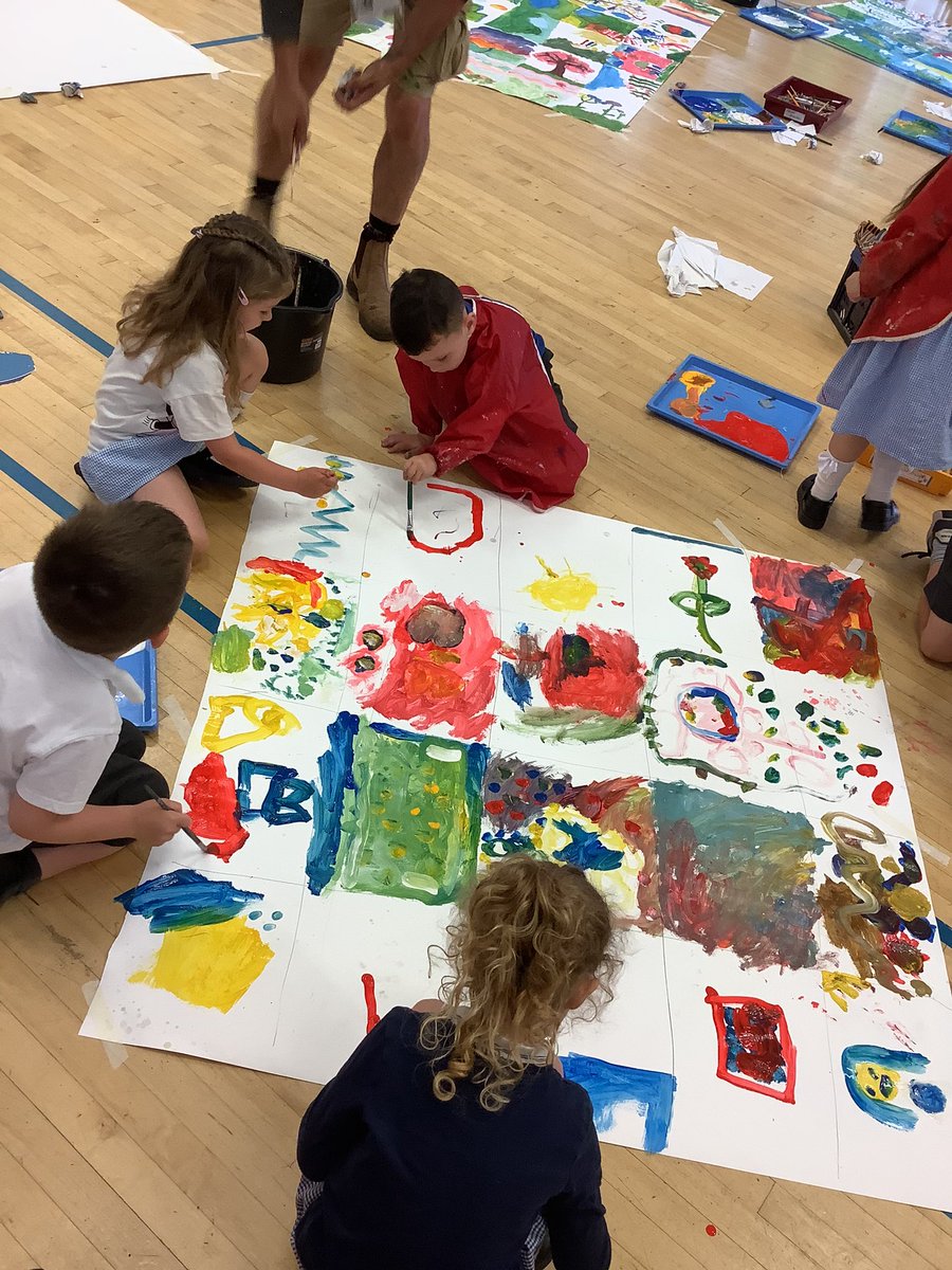 NPSMRSDavis's tweet photo. Such an amazing experience working with a local artist! #NPSArt@NPSNursery https://t.co/7Hem8EFXyj