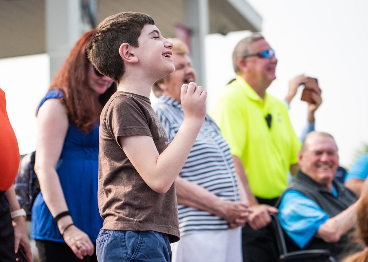 Hershey's Chocolate World tweet media