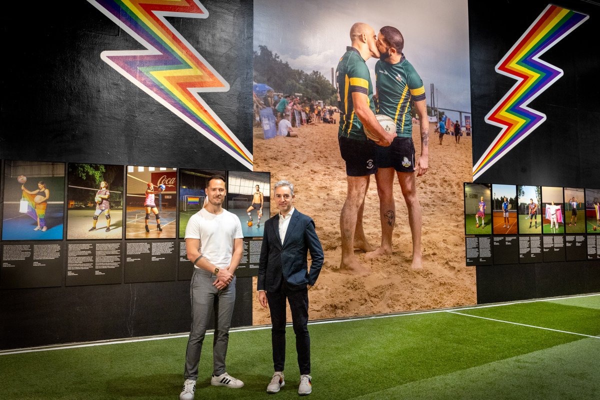 centredelcarme's tweet photo. 🏳️‍🌈 Al #CCCC presentem #SportFriendly, una exposició que visibilitza la diversitat en l’esport.

💬 La mostra recull el treball del fotògraf francés @EmilienBuffard, que va passar un any retratant esportistes i equips #LGTBIQ+.

Fins al 17 de setembre al CCCC! https://t.co/BtoqV5rqhJ
