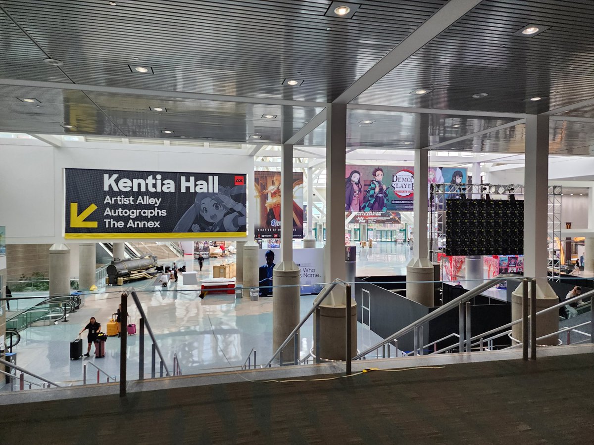 HolyGrailHobby's tweet photo. First contact. 

#AnimeExpo2023 #AX2023 https://t.co/ovberGYzJ4
