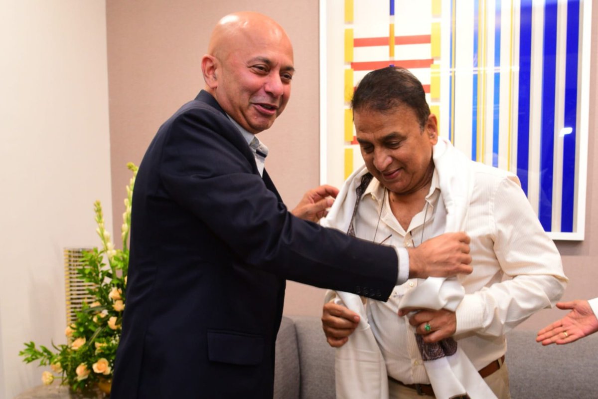 Shri Raj Kumar Dubey hosted Padma Bhushan Sunil Gavaskar, the legendary cricketer in our corporate office in Mumbai today.