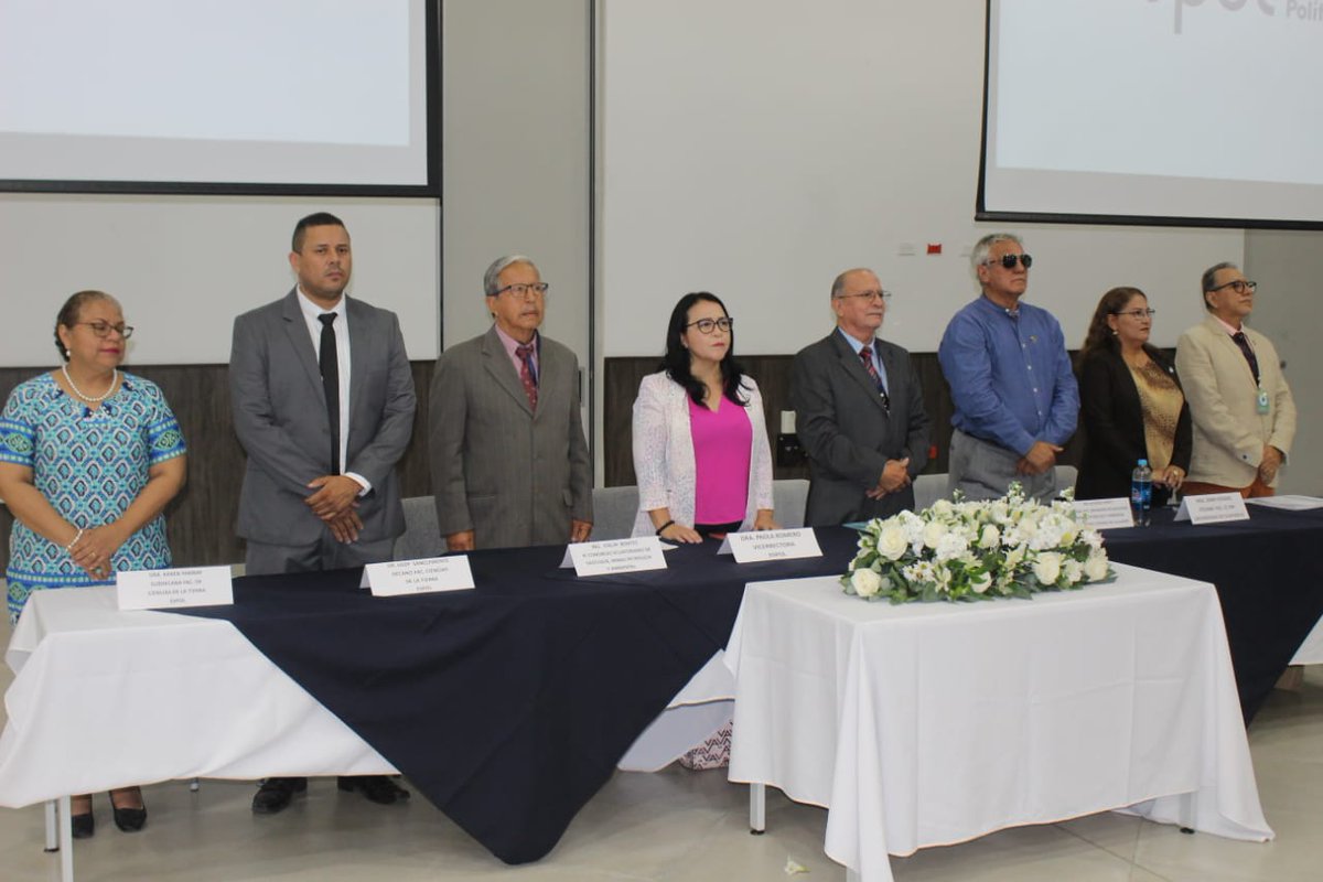 CRIGMPAL1's tweet image. XI #Congreso de #Geología #Minas #Petróleos y #Ambiental realizado este mes en #Guayaquil gracias a todas las Universidades, empresas participantes, alumnos, profesionales y prensa nacional