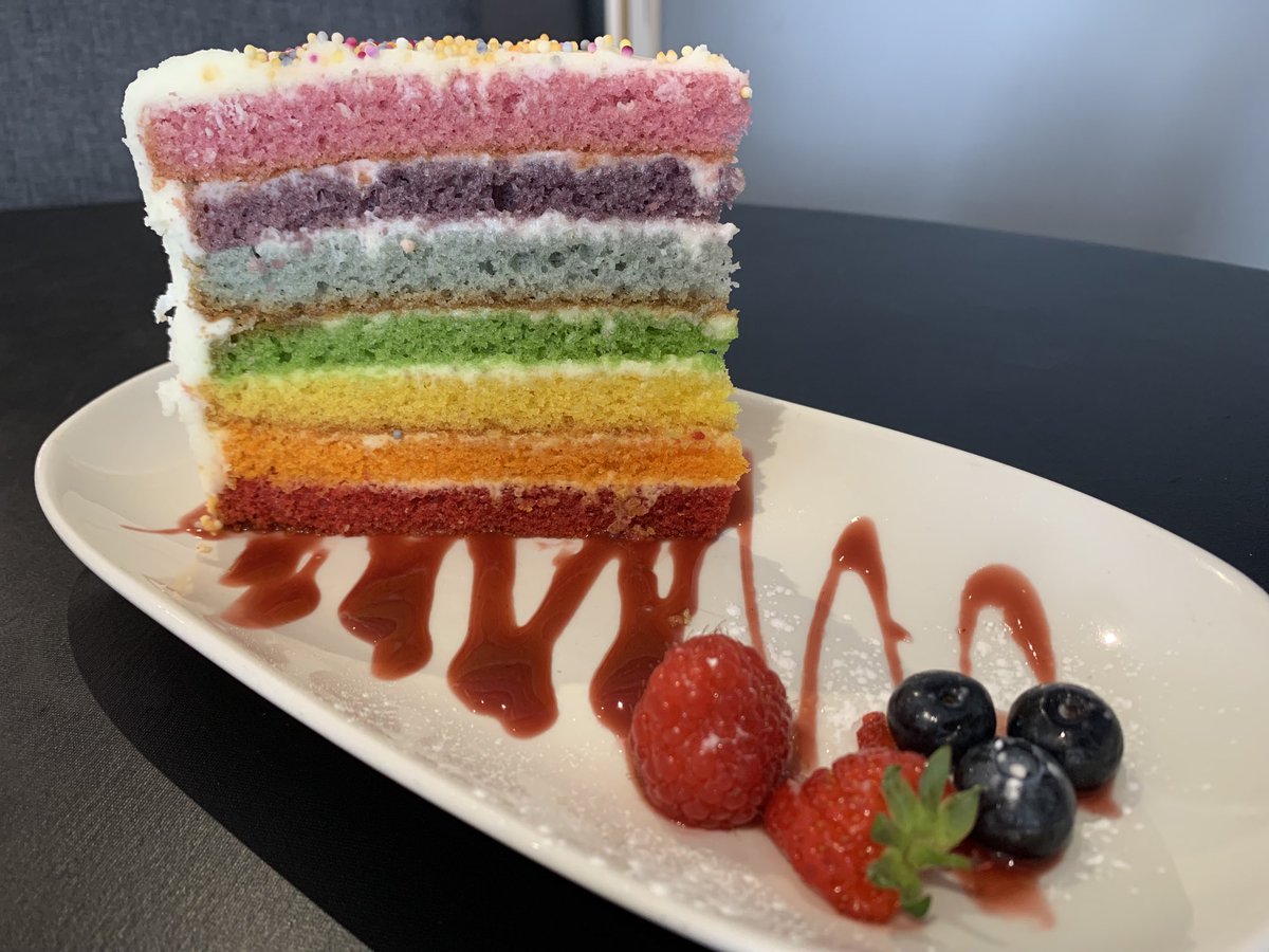 victoria hicks tweet media