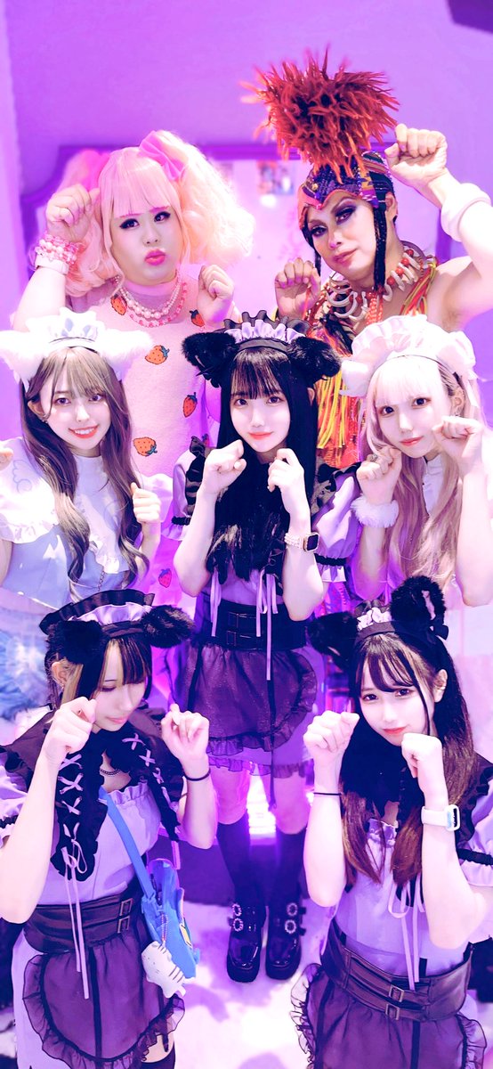 mixclub Queenの素敵なドラァグクイーンさんが遊びに来てくれました💕

@hoapyon & @buibuia 

楽しい時間をありがとうございます✨✨