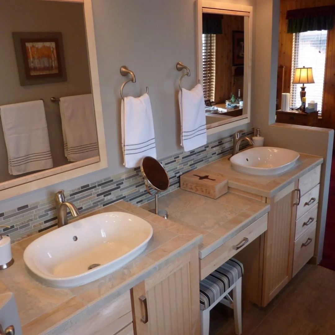 Unleash your creativity with our custom kitchens and bathrooms! Our team of skilled designers will work closely with you to craft a space that reflects your unique style and meets your functional needs. Get ready to fall in love with your home all over again. #Remodeling