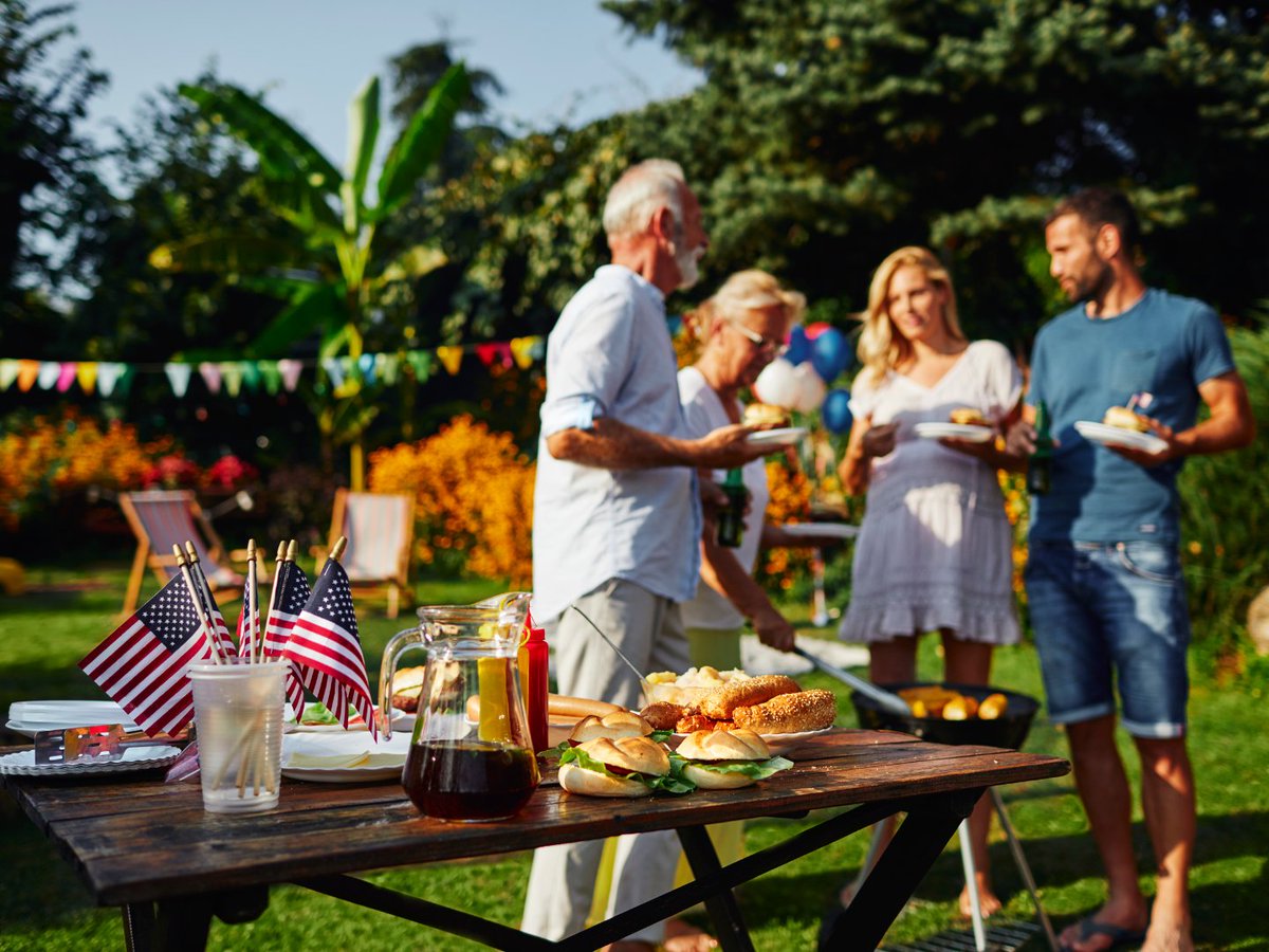 PromotionSrce's tweet photo. Looking for cool ways to celebrate the 4th of July? Check out this article for some ideas! Whether you prefer going out to exciting events or staying home and chilling out, there are some fun ideas for everyone. ❤️🤍💙

💻 https://t.co/aFd4BwqfSQ

#FourthOfJuly #America #July https://t.co/1vkE2lp6Kv