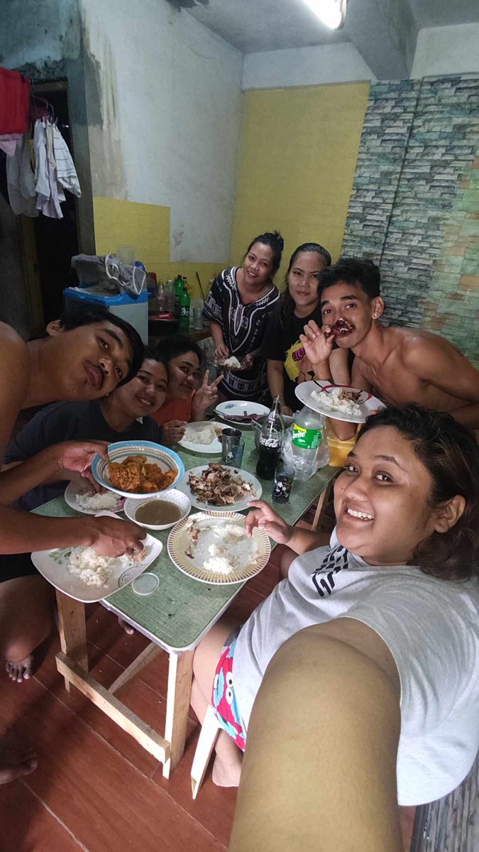 arlenemaedamulo's tweet photo. Sib♥️😘 https://t.co/3bKLWTSHsl