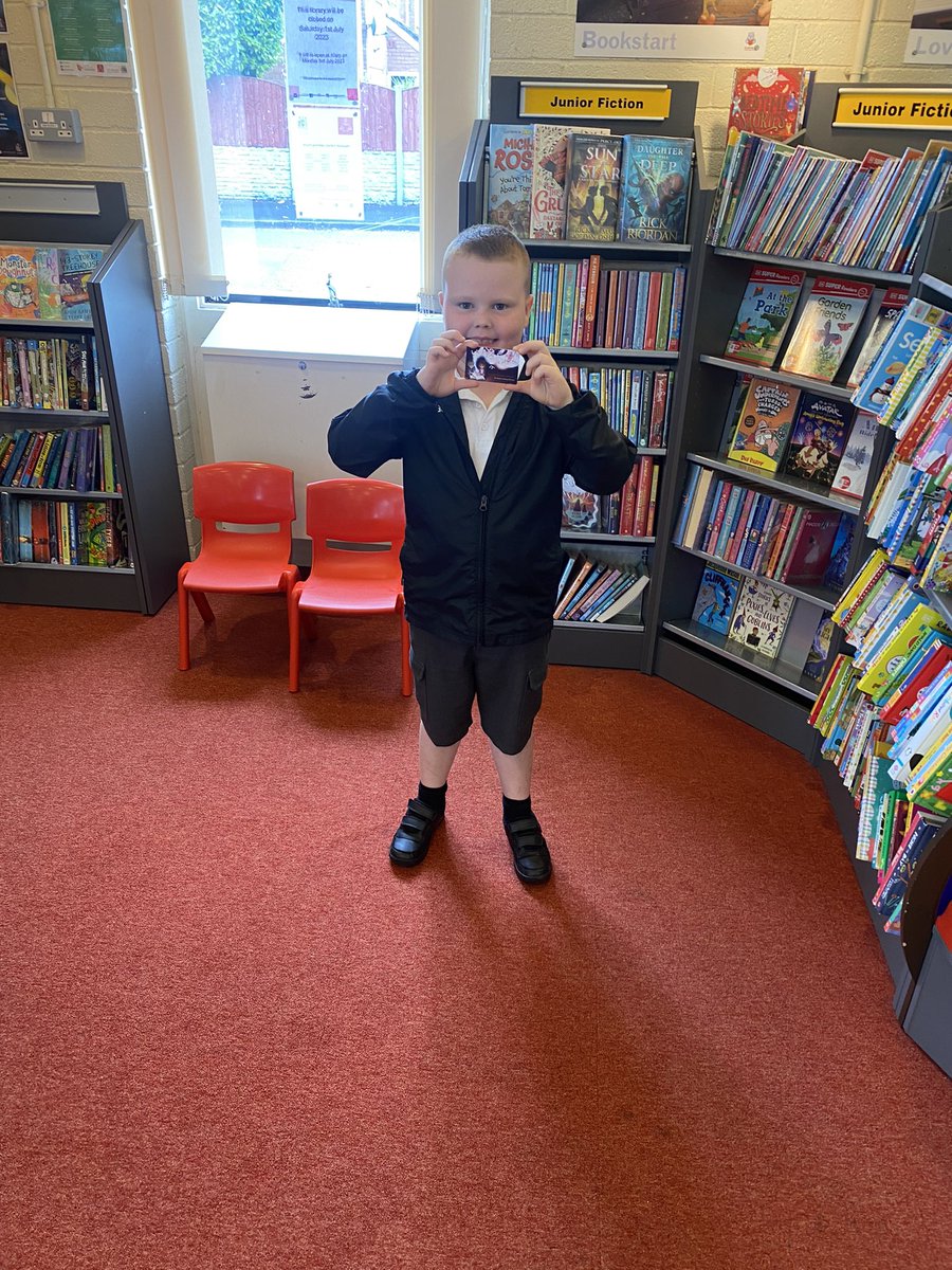 _lauramather's tweet photo. George was super excited about going to the library today, he has signed up to be a member! He canβt wait to read lots more books and start the summer reading challenge! @StJamesCEsth @MrsListerStJ https://t.co/YtucLyP5bE