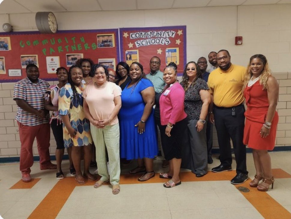 SCSFACE (@empowerscs) on Twitter photo Great focus group meeting yesterday! We look forward to seeing the improvements with <a href="/Laroselions/">LES LIONS</a> & <a href="/CummingsEagles1/">Cummings Optional</a>. We are committed to taking our families & the community on the journey every step of the way! @SuptCFOToni <a href="/MicMcKiss/">Michelle McKissack</a> & Rev. Dr. Michael L.W. Moore Great focus group meeting yesterday! We look forward to seeing the improvements with <a href="/Laroselions/">LES LIONS</a> & <a href="/CummingsEagles1/">Cummings Optional</a>. We are committed to taking our families & the community on the journey every step of the way! @SuptCFOToni <a href="/MicMcKiss/">Michelle McKissack</a> & Rev. Dr. Michael L.W. Moore