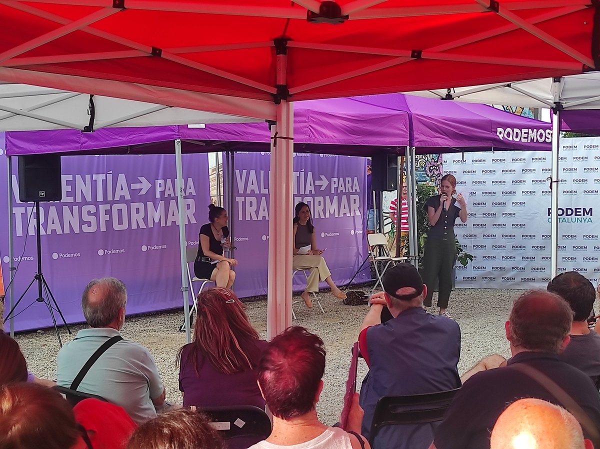 Aquí estamos Podemos Mollet con @ConchiAbellan_ @ionebelarra y @LilithVerstryng. #valentiaparatransformar salimos a ganar el 23 de Julio.