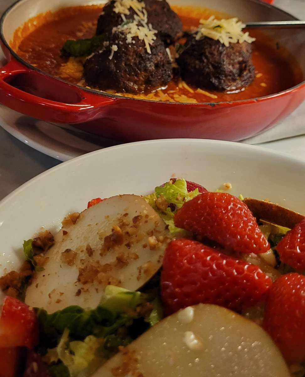 Indulge in the perfect balance of flavors with our refreshing Pear Strawberry Salad and mouthwatering meatballs from Dirty Rascal. It's a match made in culinary heaven! 
#FoodieFavs #DeliciousDelights #foodie  #foodiefriday #adiningdiva  #atlantaeats