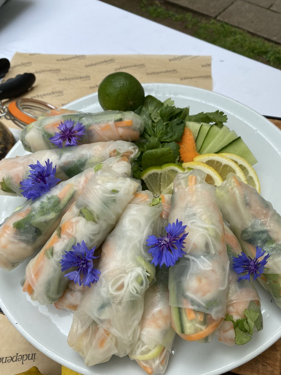 liz Colbourne tweet media