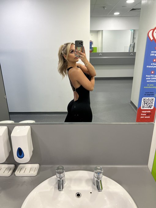 Jelly legs for the wrong reasons 🥺 https://t.co/coMbKfO0Sl<a href="/tag/arsenal"class="tags"><span>#arsenal</span></a><a href="/tag/gunners"class="tags"><span>#gunners</span></a><a href="/tag/gooners"class="tags"><span>#gooners</span></a><a href="/tag/arteta"class="tags"><span>#arteta</span></a><a href="/tag/mikelarte"class="tags"><span>#mikelarte</span></a>