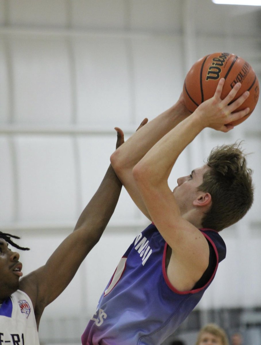 Can’t wait to kick off the <a href="/PrepHoopsNext/">Prep Hoops 𝙉𝙀𝙓𝙏 🏀</a> National Championships in Kansas City tonight at 9pm.  

All the right ingredients will be there for a great weekend.   

<a href="/LukeWeber2008/">Luke Weber</a> <a href="/GraysenBecker/">Graysen Becker</a> <a href="/keaton_wollan/">Keaton Wollan</a> <a href="/Quinn_Gerke2/">Quinn Gerke</a> <a href="/OwenLaudon/">Owen Laudon</a> <a href="/chaseradloff21/">Chase Radloff</a> <a href="/BChenault13/">Brendan Chenault</a> <a href="/Maxhaldema79840/">Max haldeman</a>