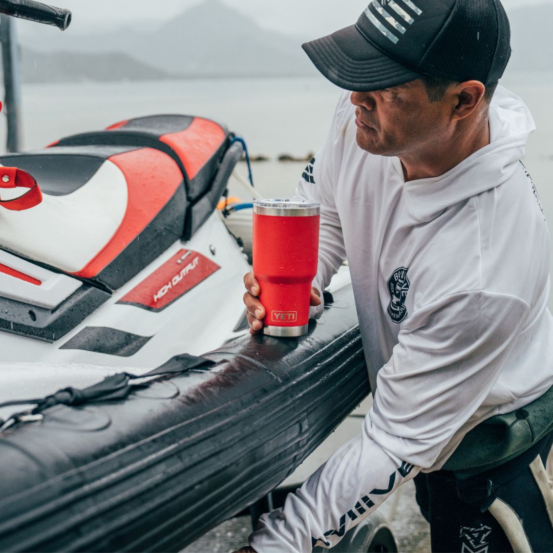 🚨 JUST HIT THE FLOOR: 🚒 The YETI Rescue Red Collection 

Embrace the color that pays tribute to the fearless heroes risking it all to protect us!  Come on over and experience this limited-time hue!

 #YETIRescueRed #LimitedEdition #HonoringHeroes #BraveAndBold #YETIAdventure