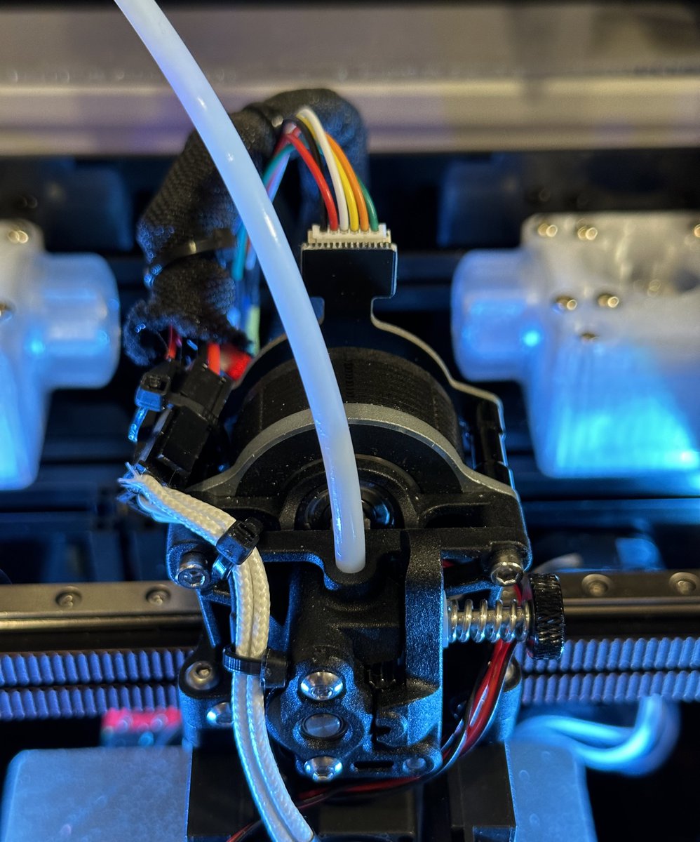 YuTR0N's tweet photo. 上げ直し!笑
改造中🛠️
#Siboor #Trianglelab
@Triangle_lab
@Siboor3dprinter https://t.co/pn0Alp8zSB