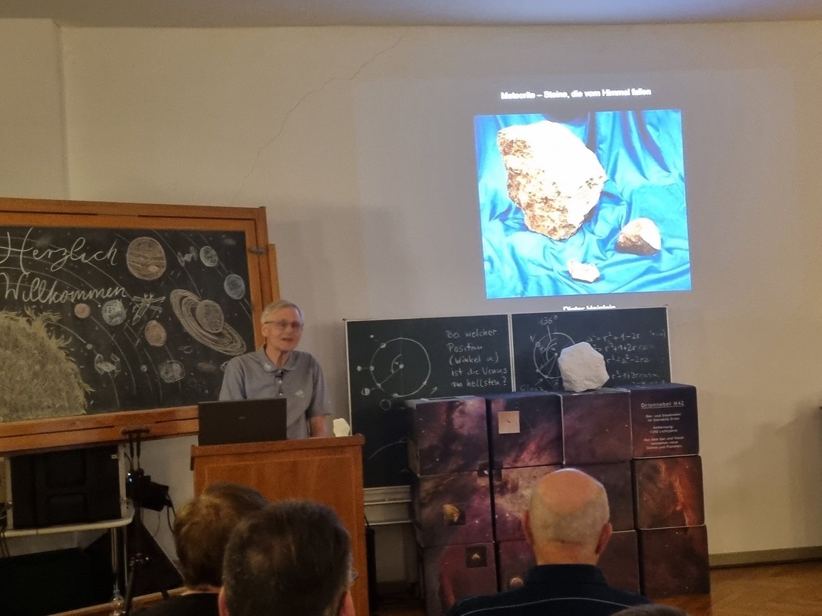 Zum #asteroidday heute ein #Vortrag von Dieter Heinlein zum größten deutschen Steinmeteorit, dem #Blaubeuren. #Astronomiemuseum #Sternwarte #Sonneberg #Meteorit #Asteroid