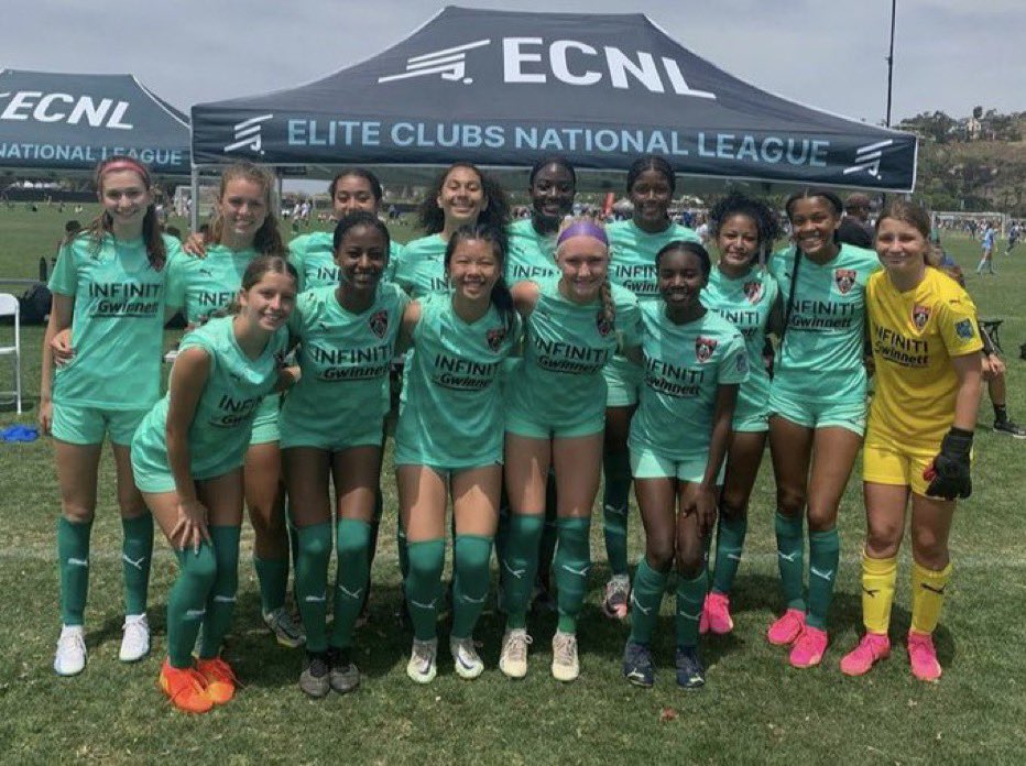 MorganKyles17's tweet photo. After 2 tough losses and a tie against some of the tops teams in our age group, we’re leaving California with our heads held high and ready to start the new season. 

Regardless of any outcome we had this event, I’m forever proud of my girls and grateful for this experience. ❤️⚽️ https://t.co/25wtYwV0tb
