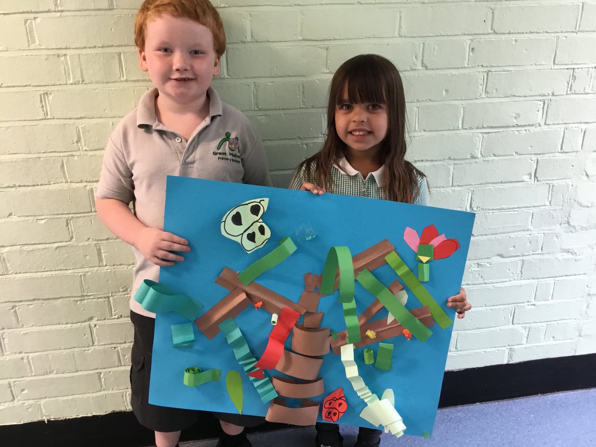 G_M_P_SClass1GC's tweet photo. We loved working together to create our own Tree of Life sculptures using the paper folding skills we have been practising . @G_M_P_S https://t.co/zhhpOBjDV3