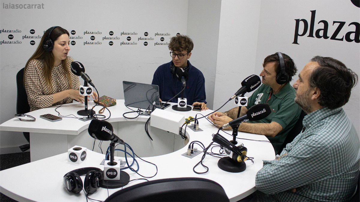 🔴¡Estamos en directo en #LaPalestra!
🖼️Viernes cultural con <a href="/JosecaArnau/">Joseca</a>
🎨De la mano de <a href="/la_filantropia/">El Secreto de la Filantropía</a>
🙋🏼 Hoy con Joaquín Guzmán y Doina Stratu
📻 999plazaradio.es