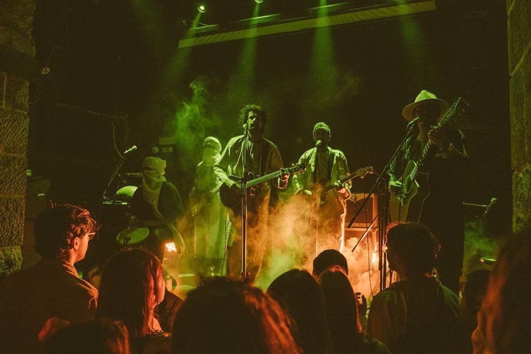 🎡
⏰July 24 2023
🇺🇸Forth Worth, TX
@tulipsftw 
🎫 imarhan.com
🚀

📷 u/i

#imarhan #forthworth #texas #tulipsftw #tuareg #assouf #aboogi #desert #desertrock #desertpop #desertfunk #desertblues #algeria #tamanrasset #hoggar #ustour