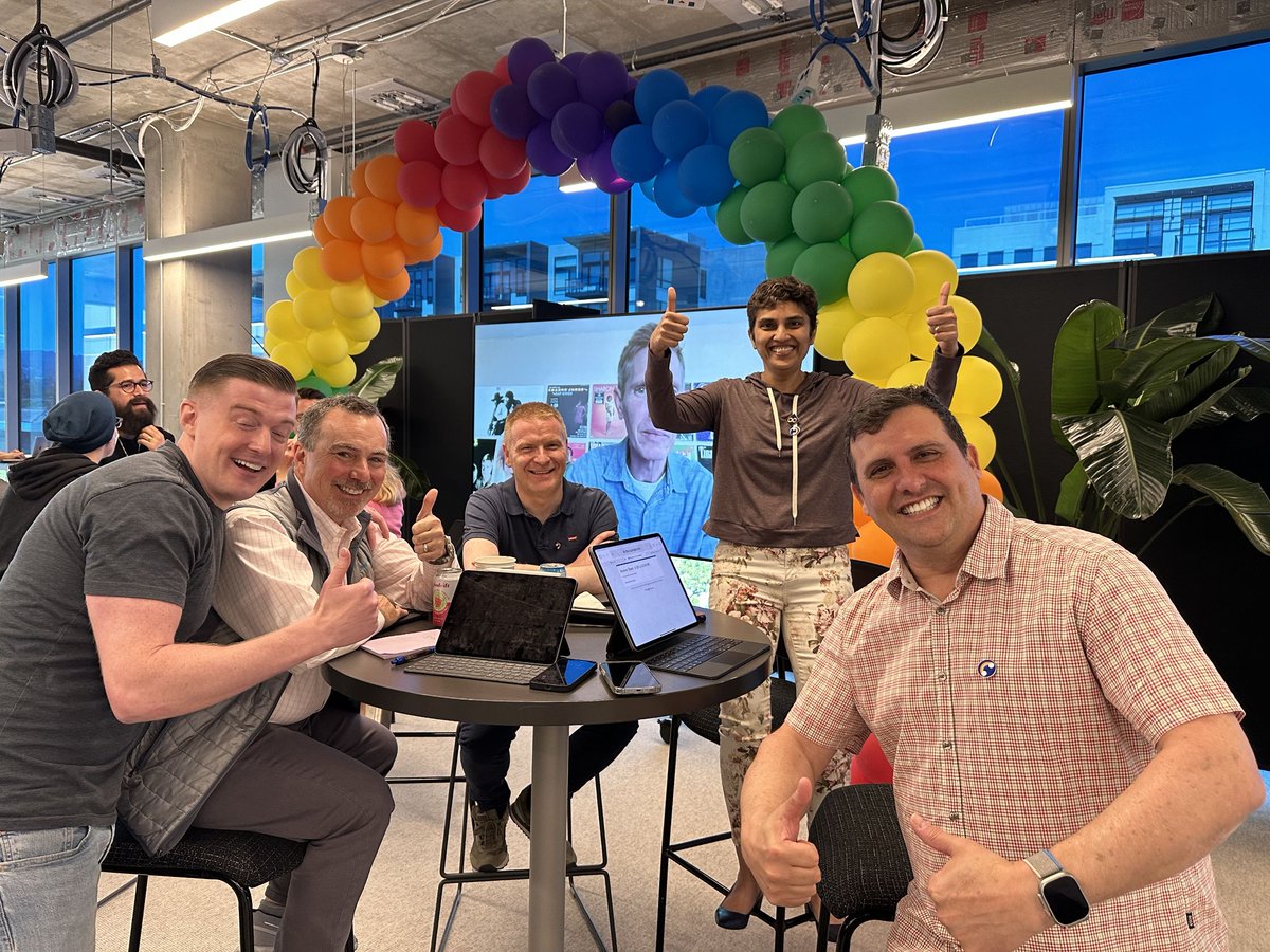 Lacework's tweet photo. Great times were had this week celebrating #PrideMonth with Lacers in our Mountain View HQ and virtually all around the world π Thanks to our Pride Employee Resource Group for organizing the event and sharing insightful content and resources throughout the month. #WeAreLacework https://t.co/WXixPgdcjt