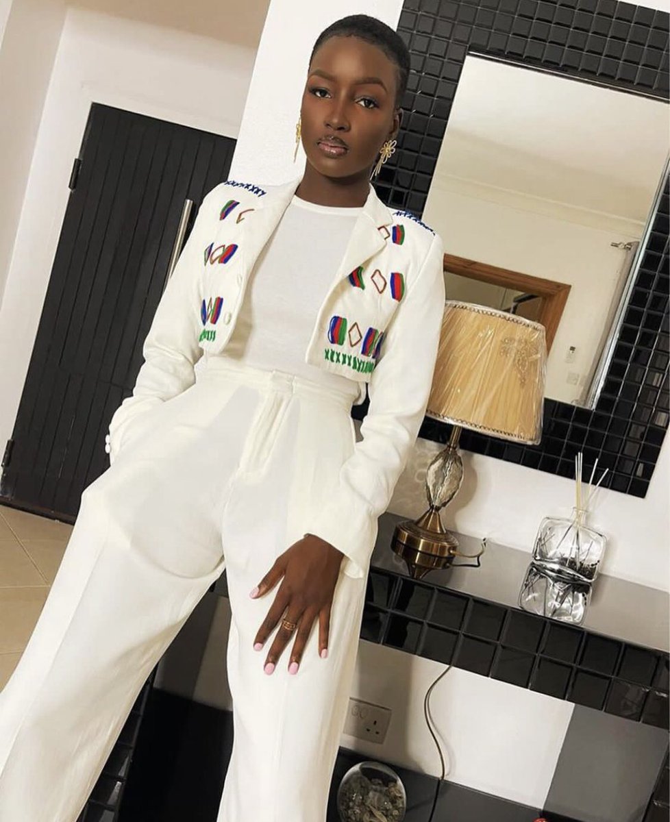 aliceo_k's tweet photo. Prehistoric conventional Fulani attire transformed into a contemporary 3 piece suit Outfit featuring, chic and unique.

Models: Faizah Shaib 
&amp; @OfficialSaskay https://t.co/tea82qbtu4