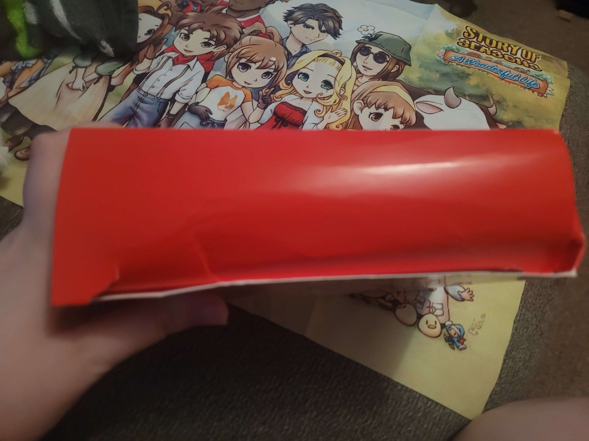 sakumodoesstuff's tweet photo. So my copy of AWL finally came in from Am*zon, and bruh, I'm so pissed.

My box came in horribly mangled. Everything inside is fine, but I'm bummed that my Premium Edition box is in such sorry shape right from the get-go. I'm not returning it (because I want my game), but yeah. https://t.co/HqSGWVt9FL