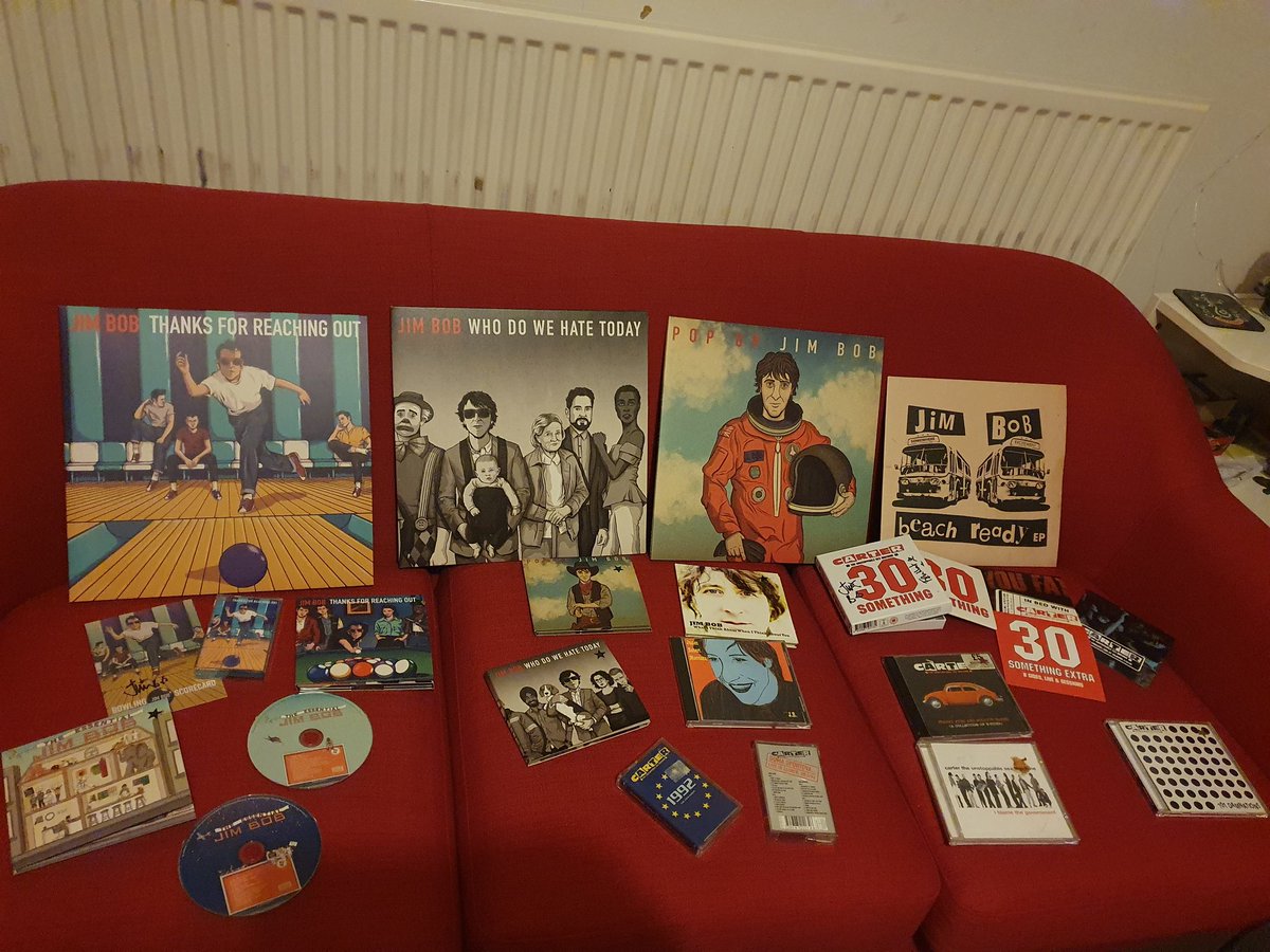 QuietCompereMcr's tweet photo. Dancing around my front room #Thanksforreachingout @mrjimBob Excited for @chalkbrighton on 15th July. Realised I have plenty of Jim & Carter USM to listen to an album or watch DVD a day until then and for about a week after ❤️ @MarcOllington @christt @CherryRedGroup @The_Ren1981 https://t.co/EVySc2Vtpl
