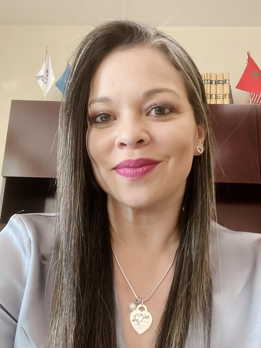 Hoy tuvimos la visita de NNA que son quejosos en un juicio donde acudieron en defensa de un parque. 

Se les explicó la sentencia y se les entregó el formato de lectura sencilla. 

Ahora, ellos saben que son guardianes del parque de su colonia! 
#MedioAmbiente 
#LecturaFácil