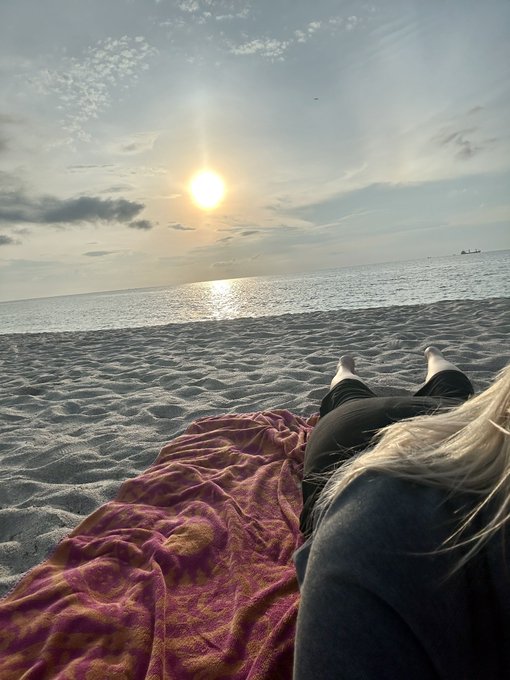 Some days are just for me. This is my real life! Sunrise on the ocean in my comfy clothes, but now it&rsquo;s