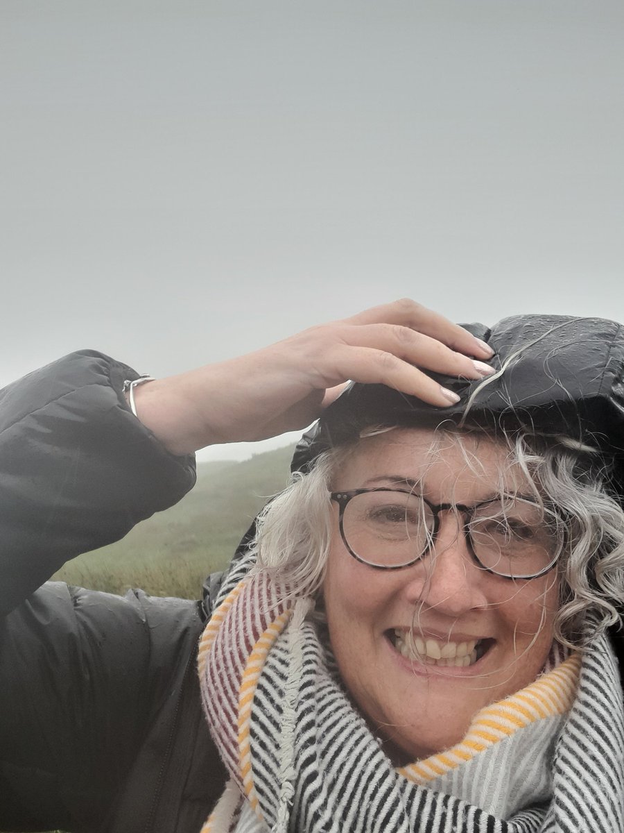 UnaTDuffy's tweet photo. Wild and misty end to #30dayswild at Hook Head. There is a view, apparently! We could vaguely see sea but were fearful of blowing off the headland. All good fun🤣 https://t.co/nJY5iWv5HJ