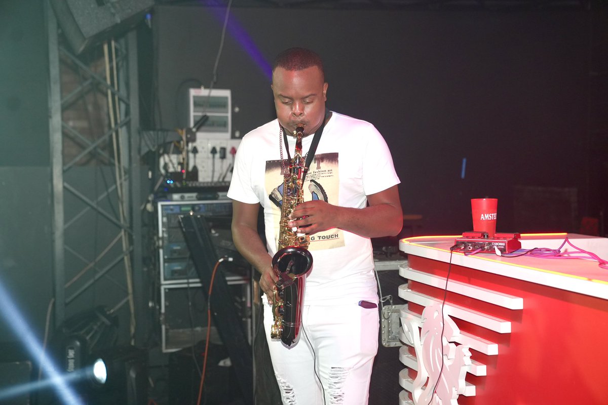 gagasifm's tweet photo. Murumba Pitch on stage ๐
#AmstelTheRedDoorExperience !!๐ฅ๐
๐: The Werehouse Durban
#GagasiFM #AmstelTheRedDoorExperience #DJWeekend https://t.co/3wqubQe5yT