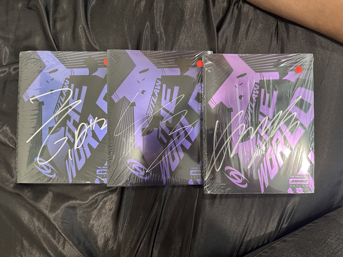 Dulce_ZG's tweet photo. Mingi, Yeosang and Hongjoong blessed us, finally they are here 🫶🏻 #ATEEZ_BOUNCY #ATEEZ_OUTLAW @ATEEZofficial https://t.co/wMm6sML9vH