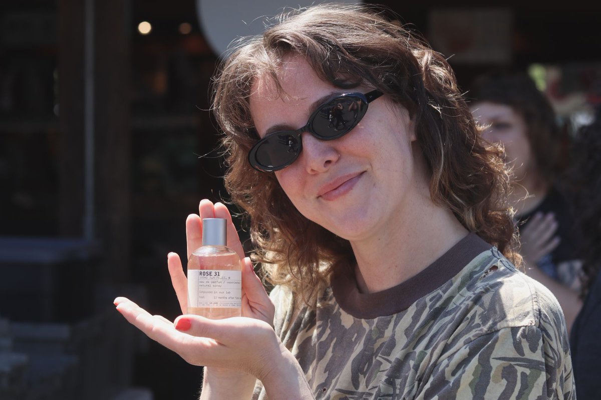 when you love your <a href="/Lelabous/">Le Labo</a> so much that you hunt down the troll who stole it from your house the night before at your local farmers market to get it back 🥰 #rose31