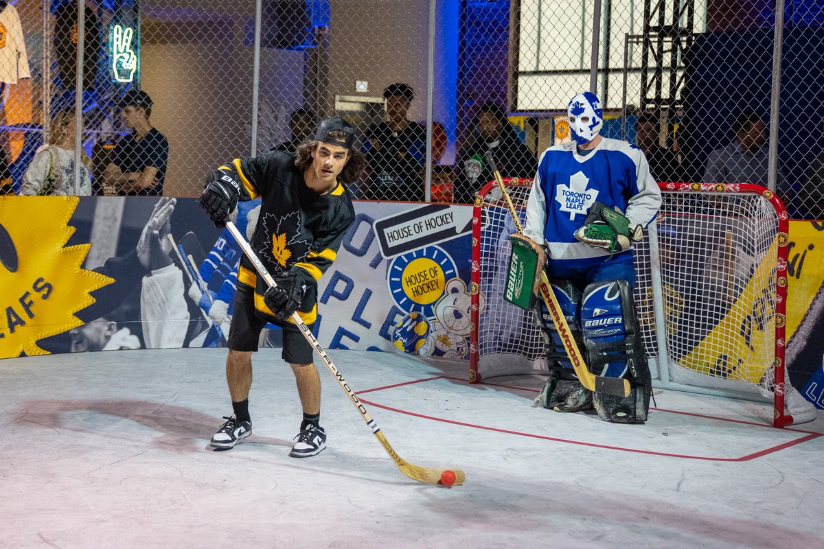 🚨 HOUSE OF HOCKEY IS OFFICIALLY UNDERWAY! 🚨 The season kicked off with a charity game that raised $10,000 for House of Hockey sites this season! Stay tuned 👀 @TimHortons | @drewhouse | @sherwoodhockey