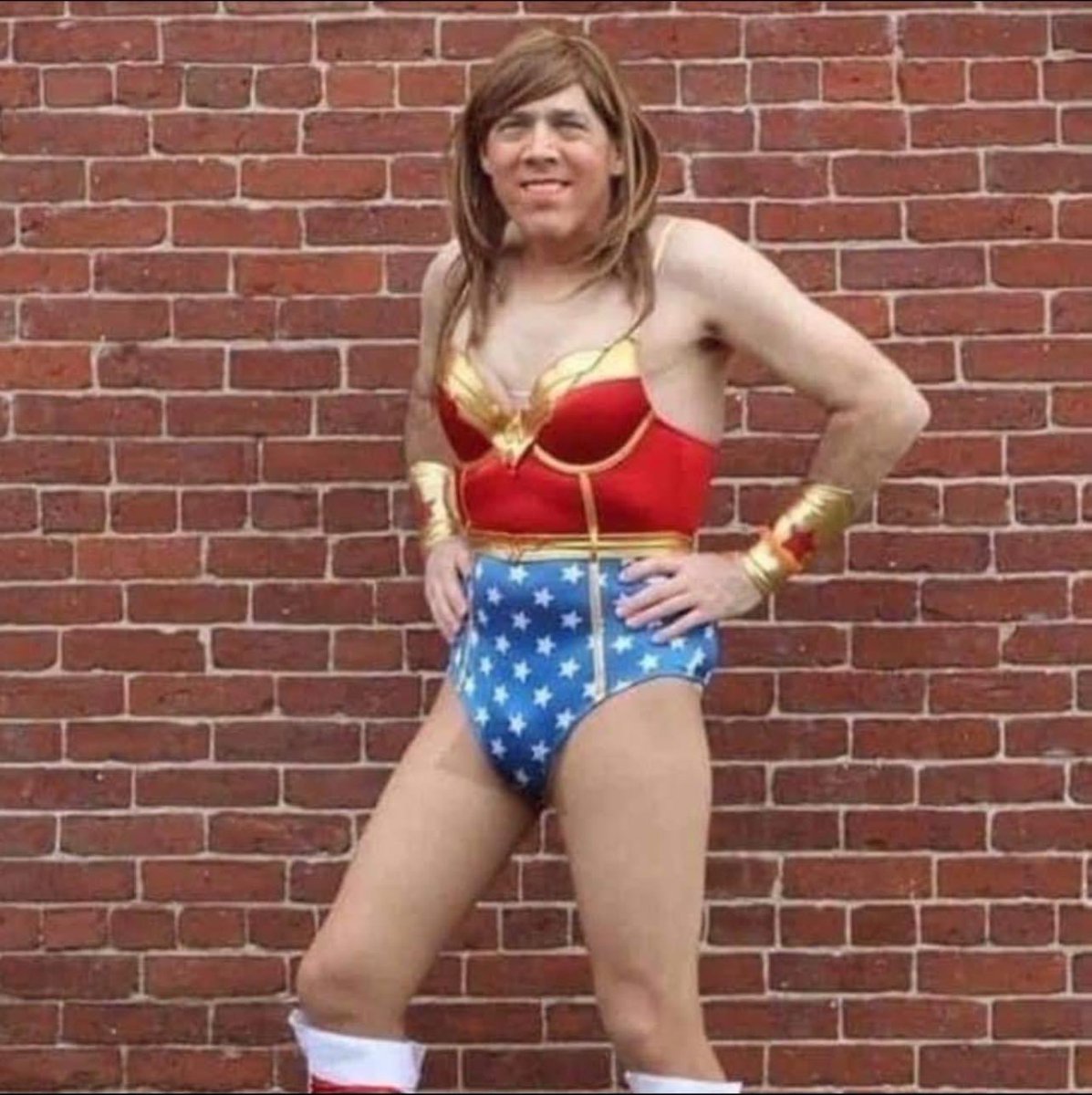 emocionycambio's tweet photo. @KBlgbNoT @Jebadoo2 I hope so !
#TransPridelies #StopDelirioTrans This pedophile predator also has allucinations about his sex . #onlyAman
#Sexmatter https://t.co/4t5HdIoYX9