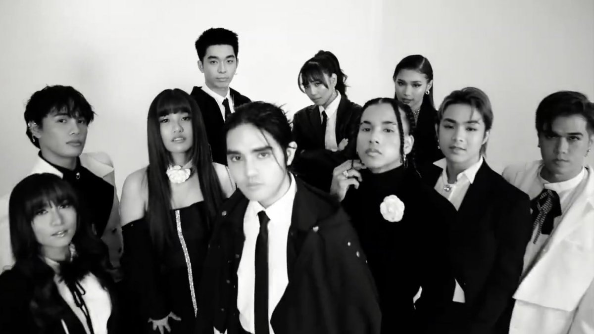 MarcoRawk's tweet photo. #PPOWER: The #Leaders of @parcinqmagazine #Ppop idols.
#SB19 #KAIA #G22 #BGYO #BINI #ALAMAT #MNL48 #VXON #PressHitPlay #PPopRise #PARCINQxPPOPCON #PPOPCONManila2023 https://t.co/9B9E8MPrUO