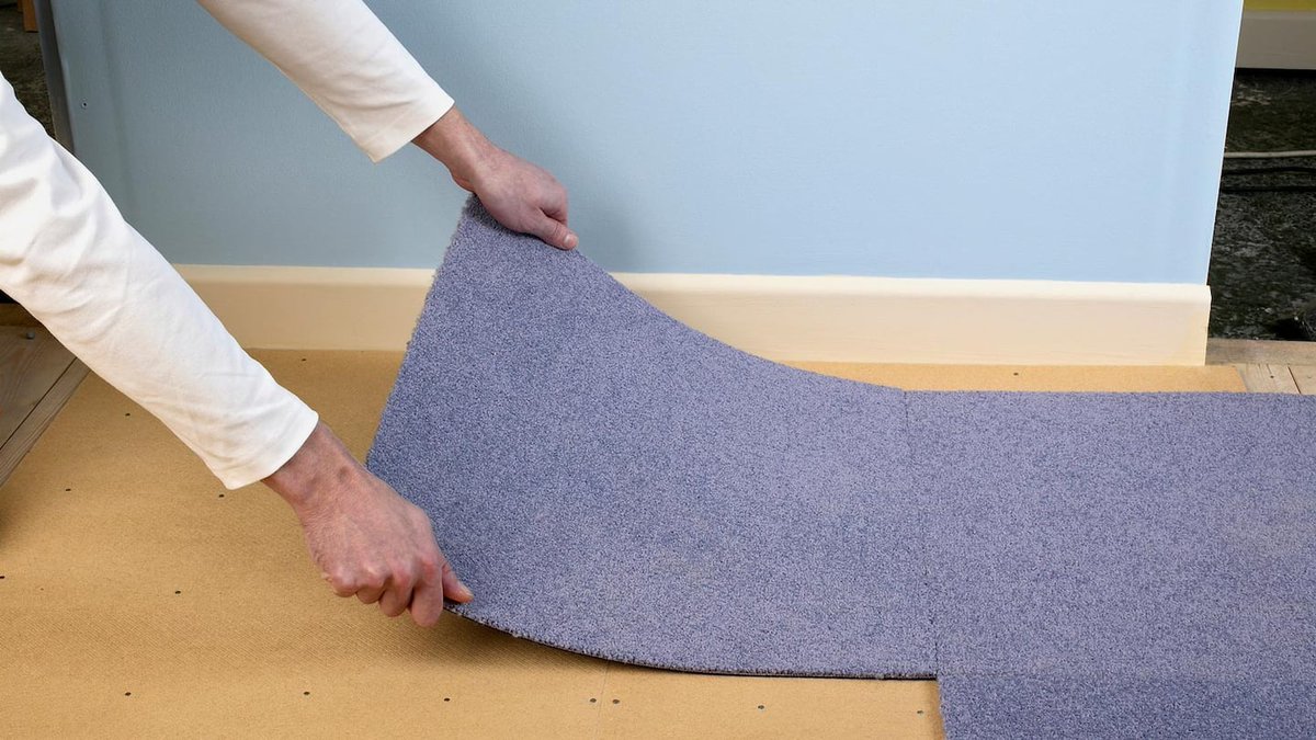 Reading this article might convince you to install carpet tile at home. #flooring #hometips cpix.me/a/172648973