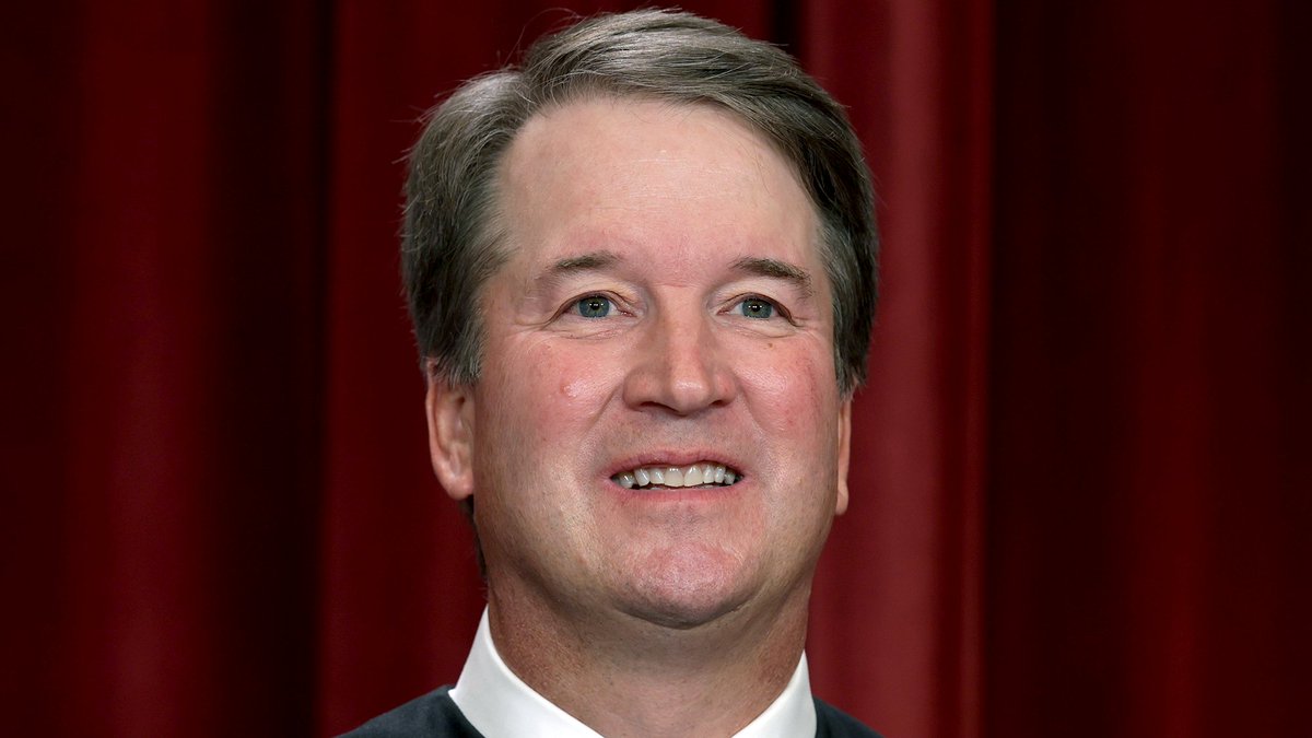 Brett Kavanaugh Rules Against Loan Forgiveness Plan Citing Precedent That All Debts Mysteriously Vanish bit.ly/3JzJL9l