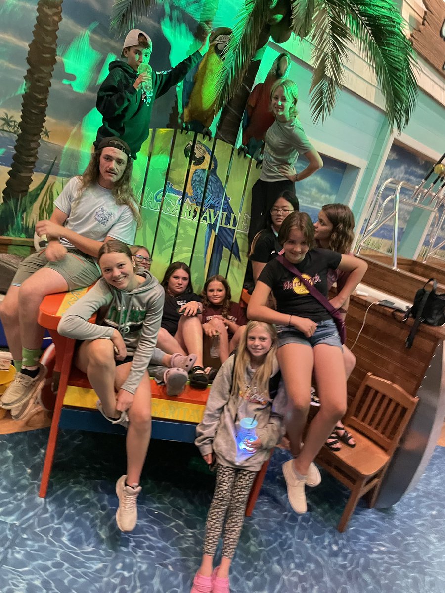 LVHS FBLA Club tweet media