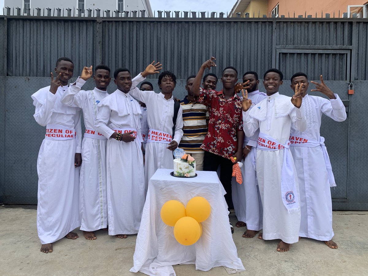 CnslasuChp's tweet photo. Meet our newly admitted students for the 2022/2023 Administration of Supernatural Exploits.

#student #campusfellowship #unificationlasuchapter #citizenofheaven https://t.co/fFhkgjG0IU