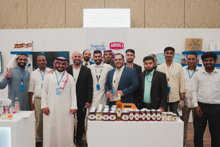AZK_SA's tweet photo. حالياً, في التمويل الجماعي شركة مطروحة للاكتتاب💰

شركة غذائية @inspiringsolksa مختصة في استيراد أنواع محددة من المواد الغذائية.

تتوقع الشركة وفق نشرة الإصدار أن تصل إيراداتها نهاية هذا العام 32.5 مليون ريال.

الرابط:

https://t.co/T4OJTdtM9z https://t.co/7TruIHYe8e