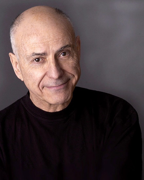 Remembering the incredible talent of Alan Arkin. His performances left an indelible mark on the world of acting. May his legacy continue to inspire and entertain generations to come. #RIPAlanArkin #AlanArkin
